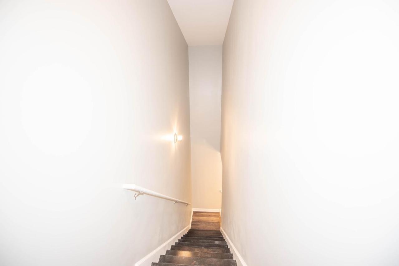 Campbellton Rd Apt A Atlanta Exterior photo